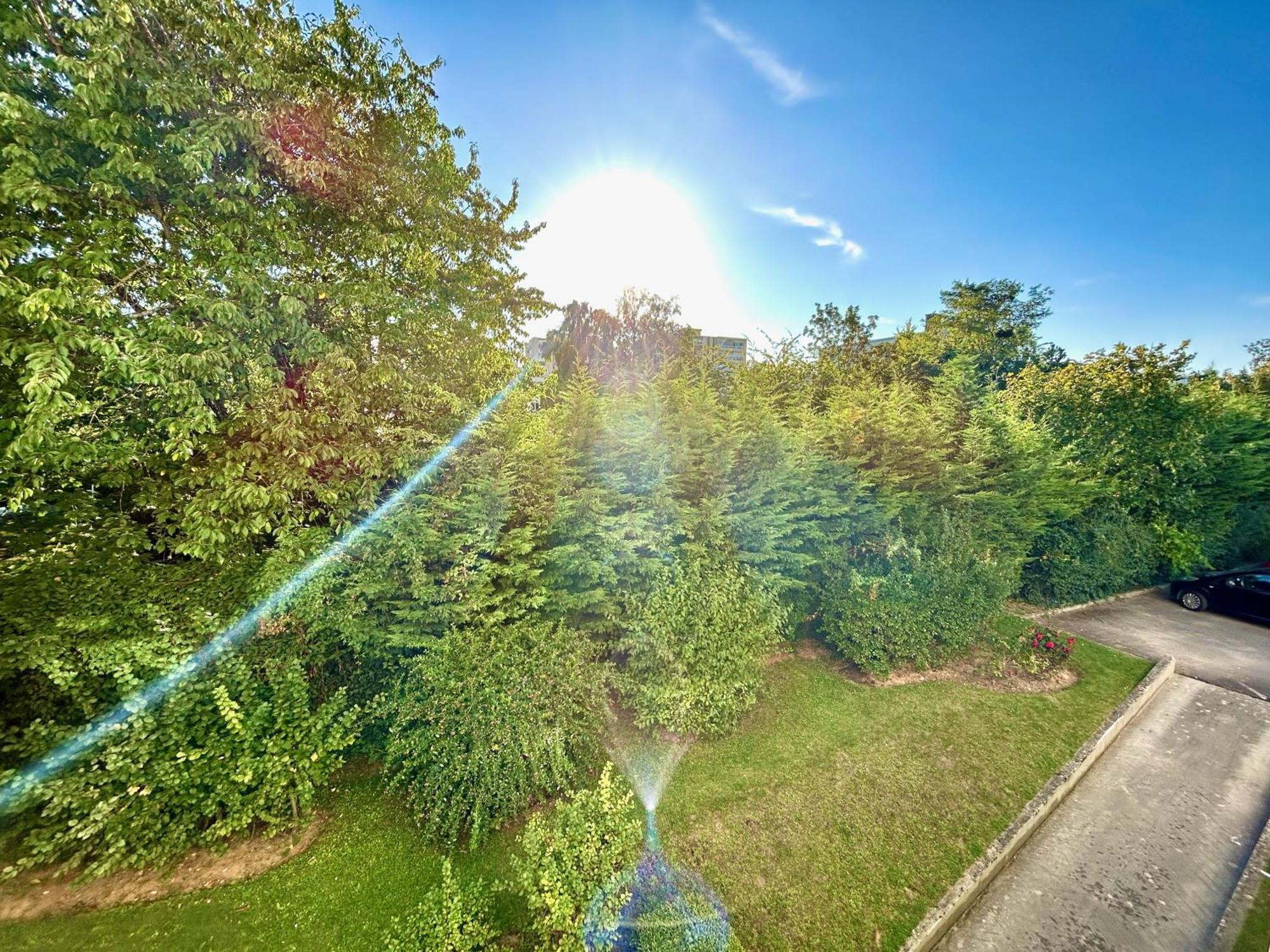 Charmant Studio + Parking Prive Caen Zewnętrze zdjęcie